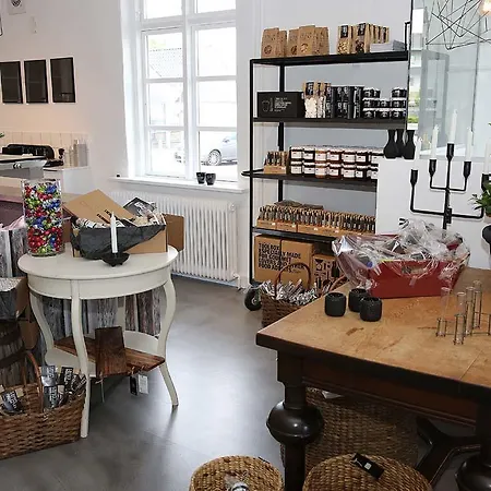 瑞博格酒店 酒店 3*