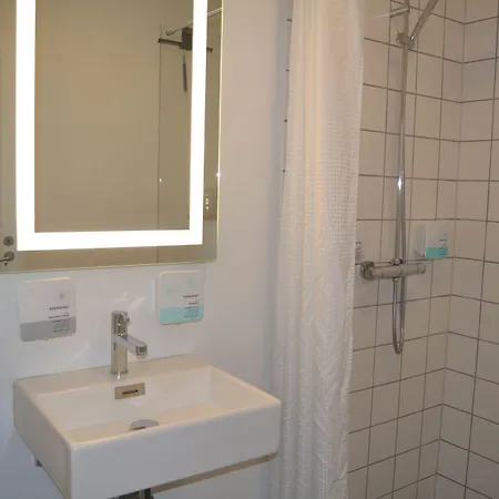 瑞博格酒店 酒店 3*