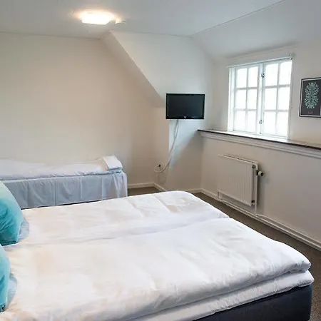 Refborg 3* بيلوند